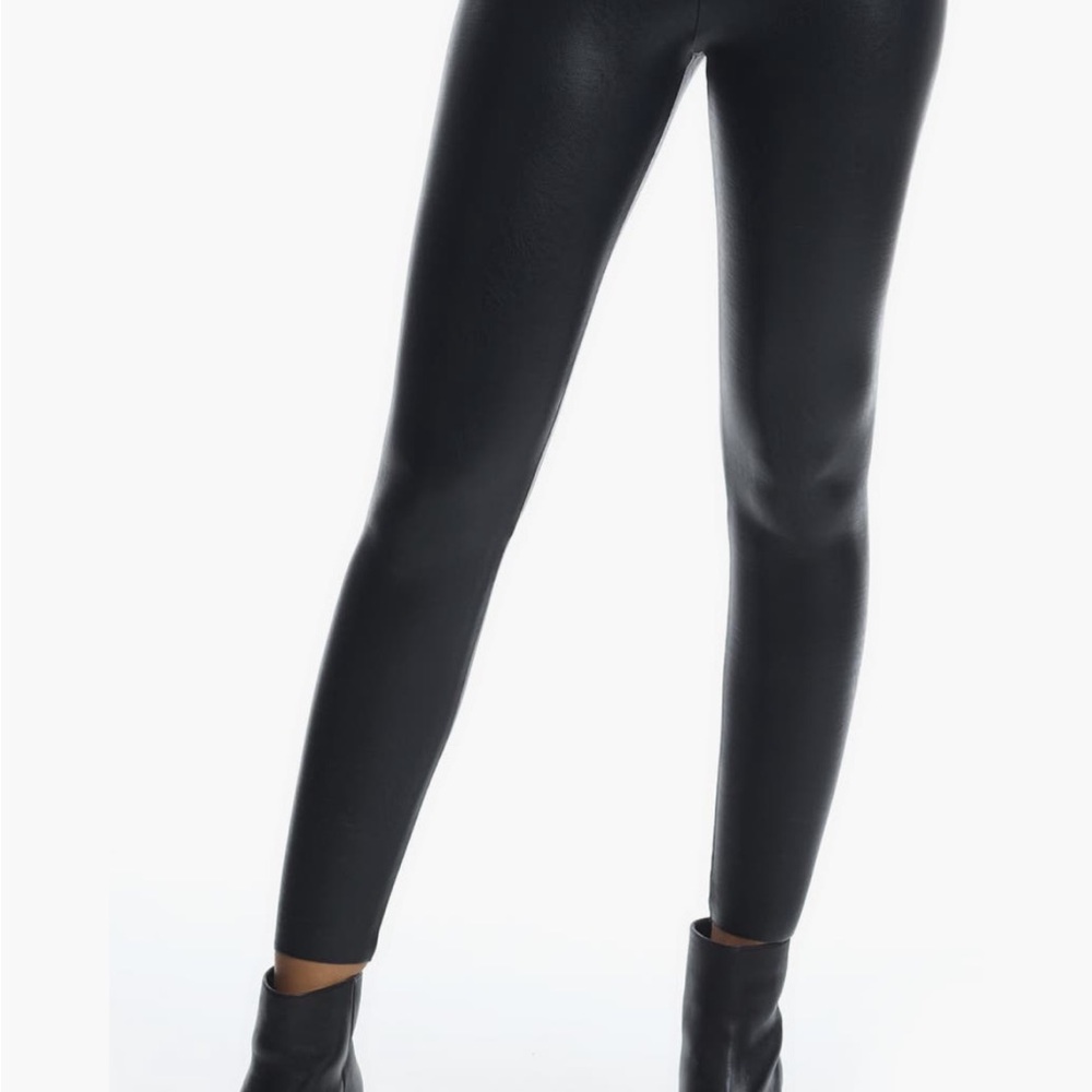 Commando control top faux leather leggings